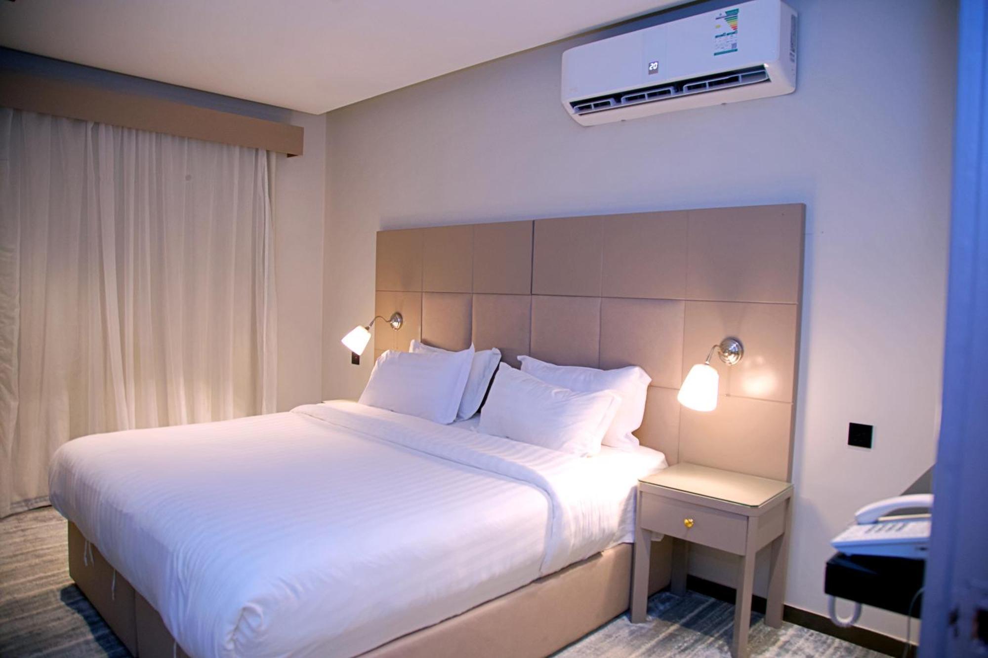 Sharz Hotel Buraidah Exterior foto